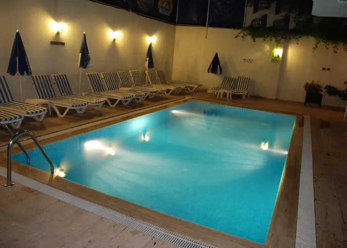 فندق Hotel Alanya ألانيا