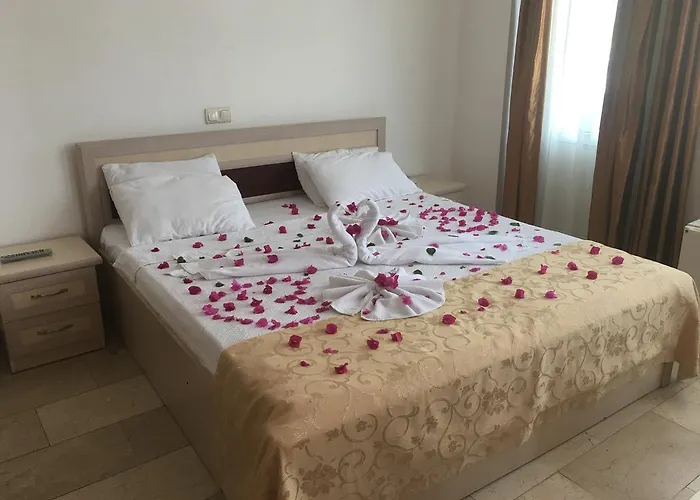 فندق Hotel Alanya ألانيا